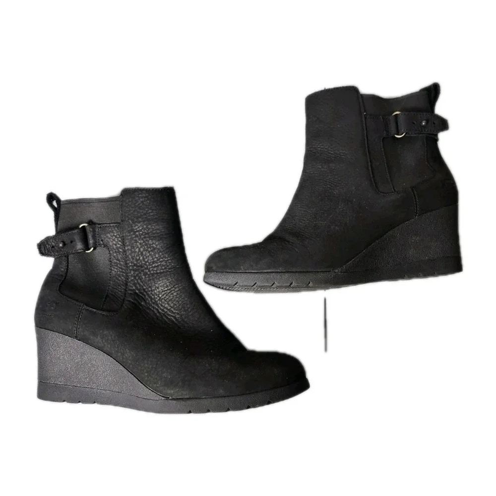 UGG Australia Indra Leather Black Ankle Boot Wedge‎ Shoes Women's Size 7.5